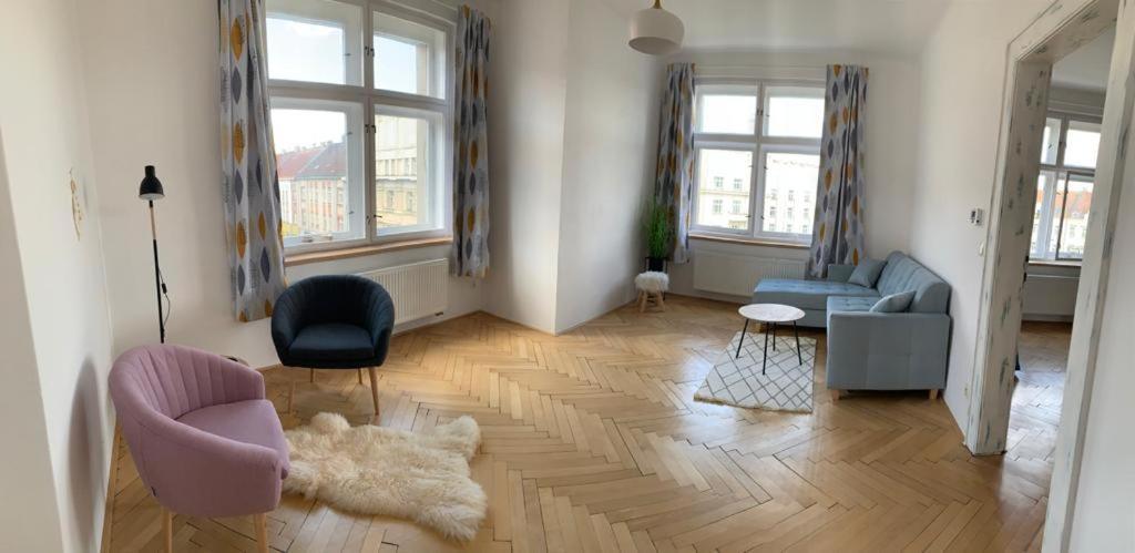 Wine Apartments Hradec Centre Hradec Kralove Luaran gambar